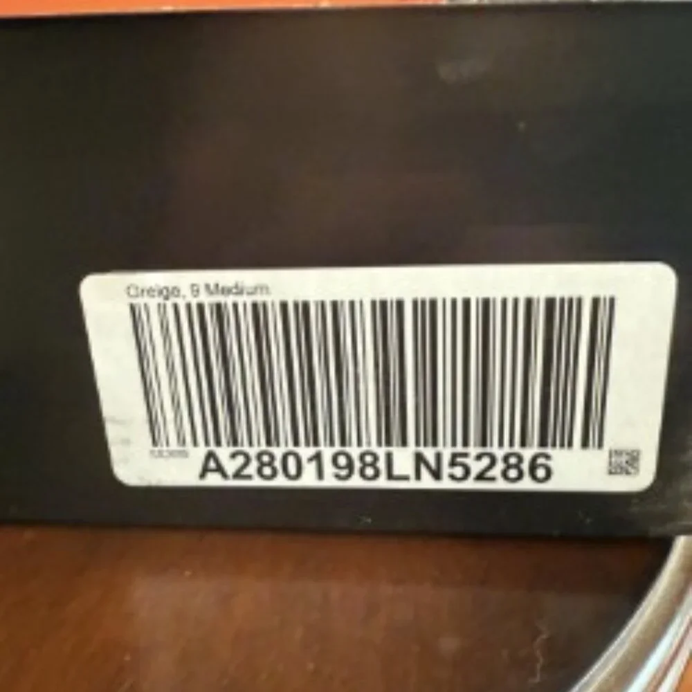 Vionic Leather Booties - NWT - Picture 4 of 9